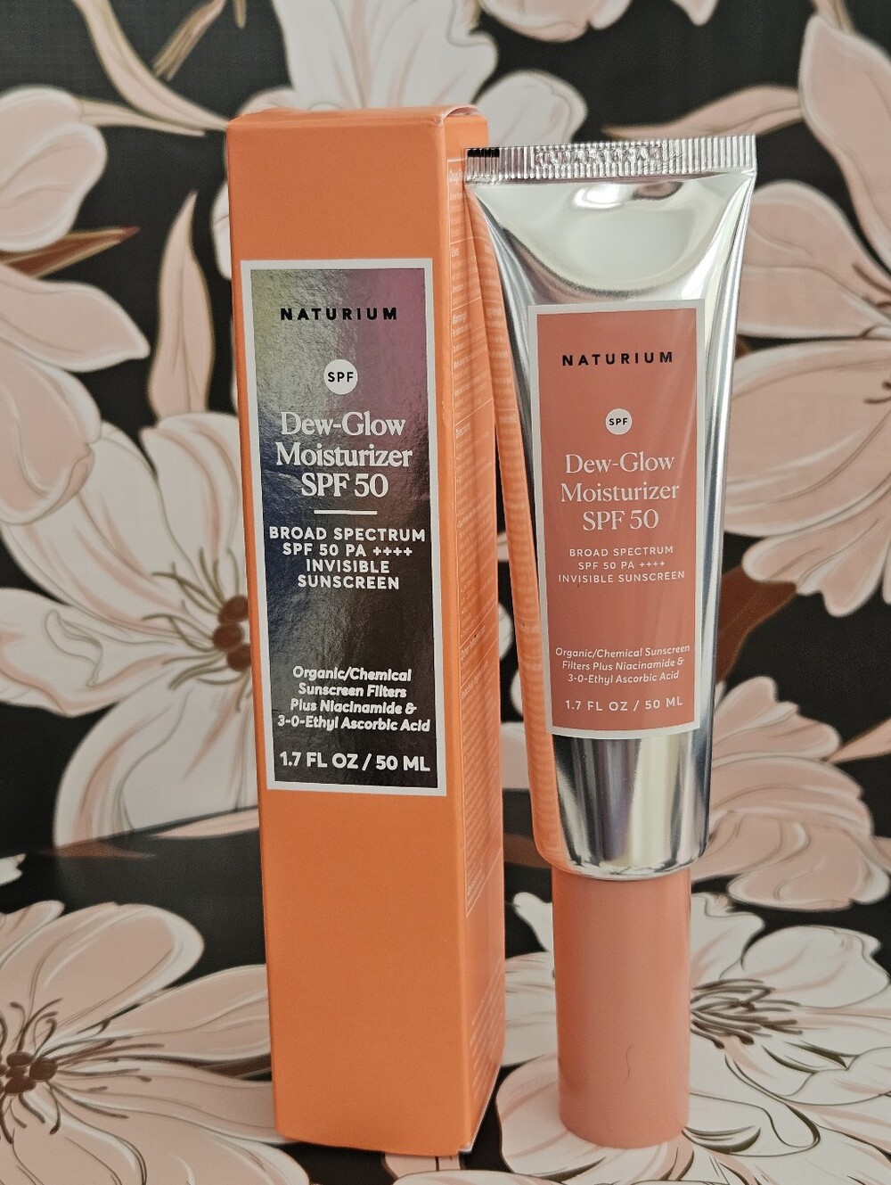 Naturium Dew-Glow Moisturizer SPF 50 NEW